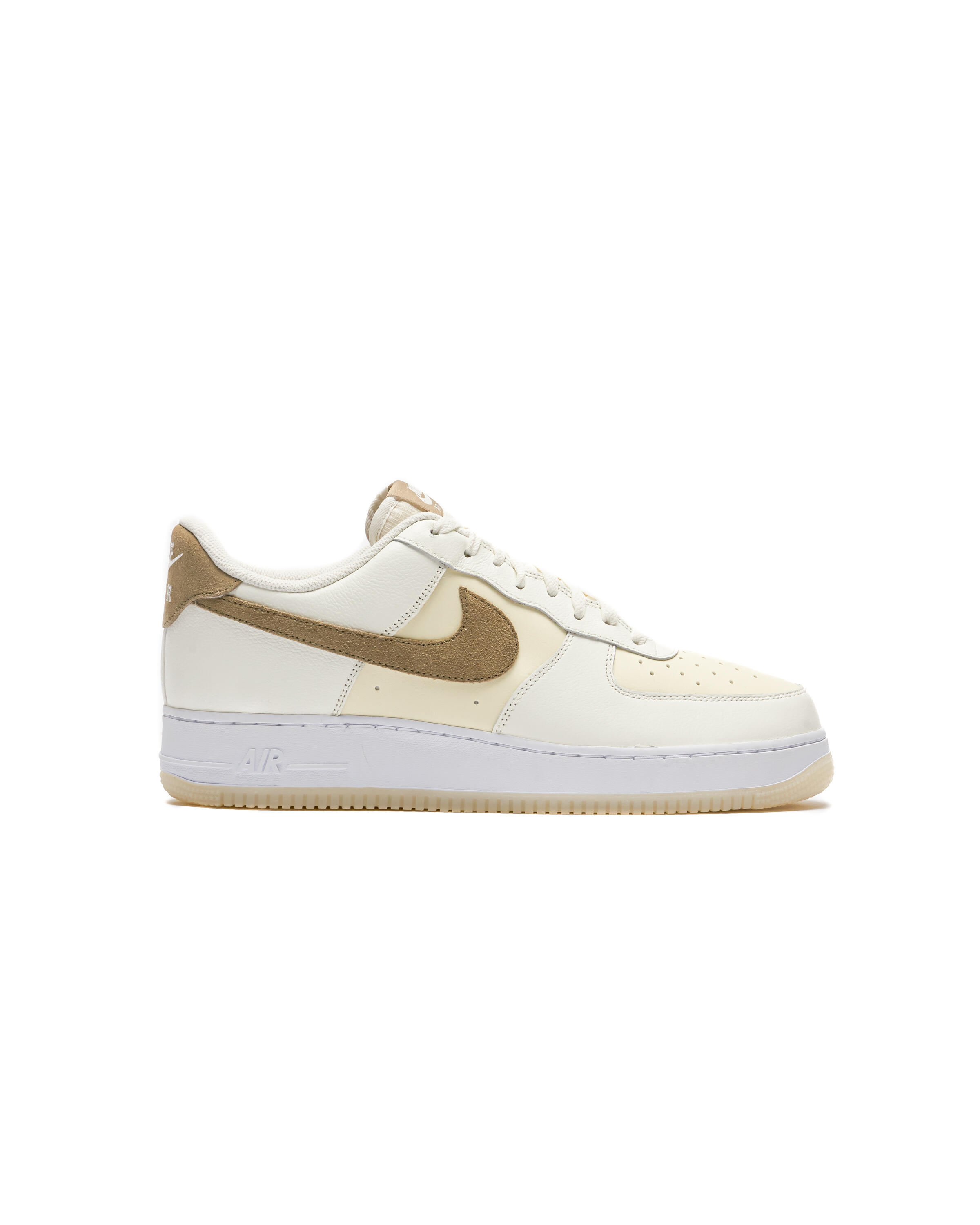 Nike air force 1 07 lv8 sail best sale